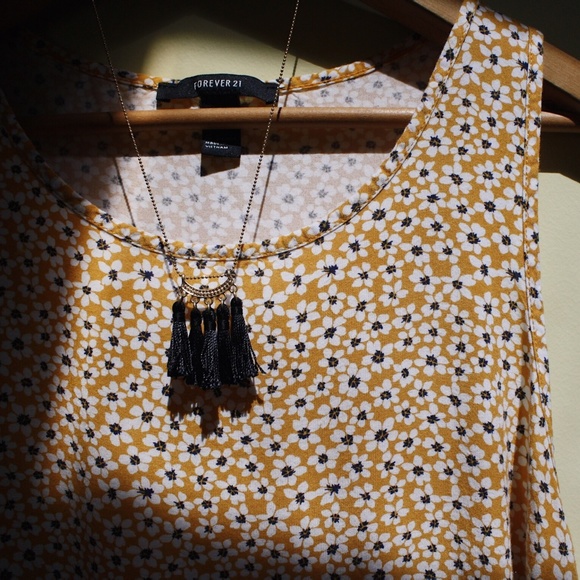 YELLOW DAISY SLEEVELESS SUNDRESS - Picture 2 of 7